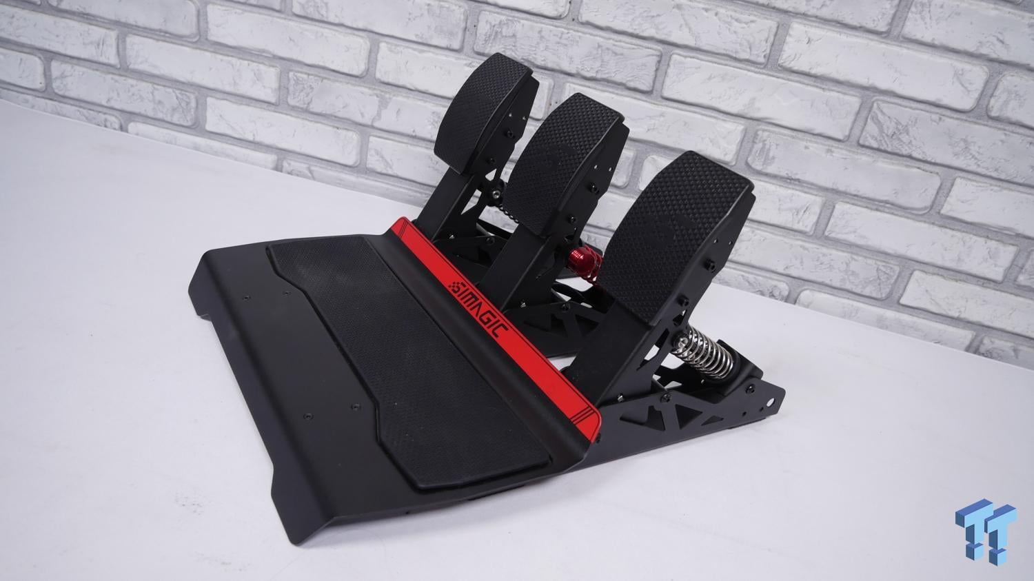 Simmagic Racing Sim Simagic P700 Sim Racing Pedals Review