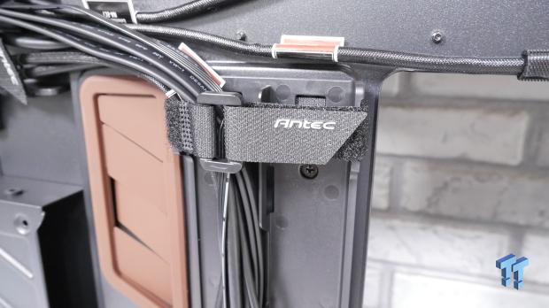 Antec FLUX Pro Noctua Edition Full-Tower Chassis Review 45