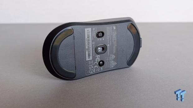 Corsair SABRE v2 PRO CARBON FIBER Wireless Gaming Mouse Review - The Premium Option 11