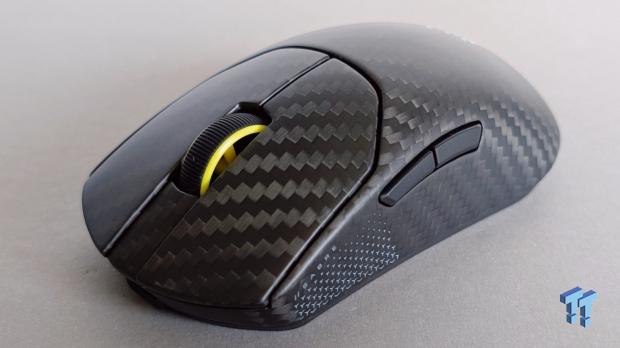 Corsair SABRE v2 PRO CARBON FIBER Wireless Gaming Mouse - The Premium Option