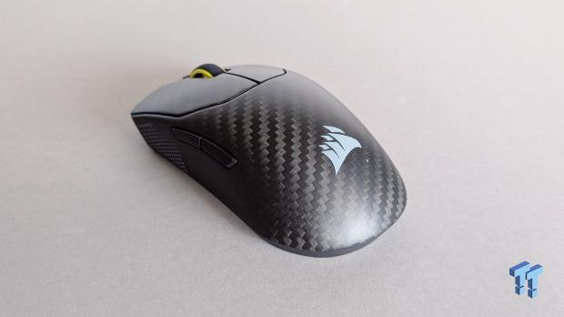 Corsair SABRE v2 PRO CARBON FIBER Wireless Gaming Mouse Review - The Premium Option 7