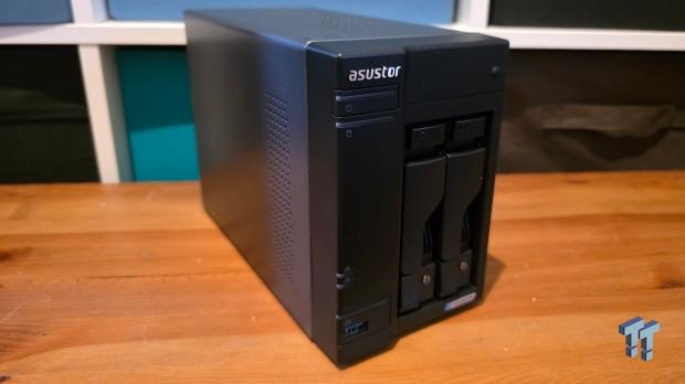 ASUSTOR Lockerstor 2 Gen2+ AS6702T v2 NAS Review - Fast Performance 13
