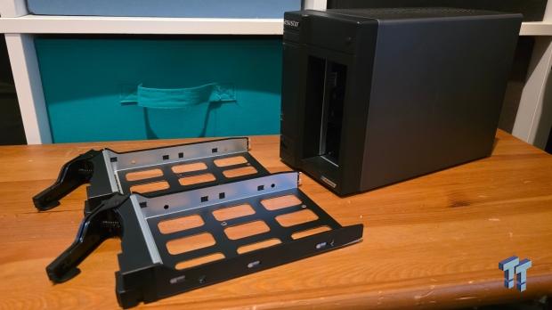 ASUSTOR Lockerstor 2 Gen2+ AS6702T v2 NAS Review - Fast Performance 6
