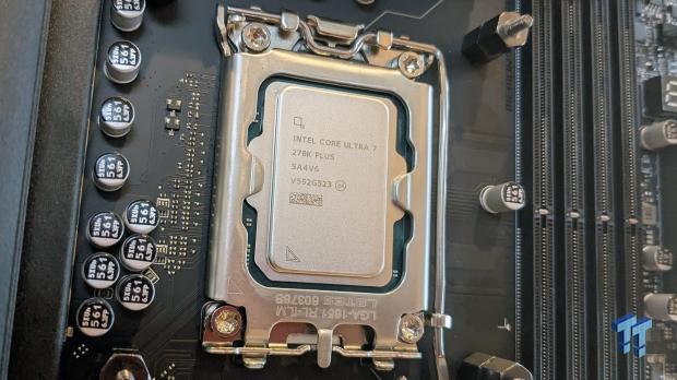 Intel Core Ultra 7 270K Plus CPU Review - The 285K is now obsolete 01