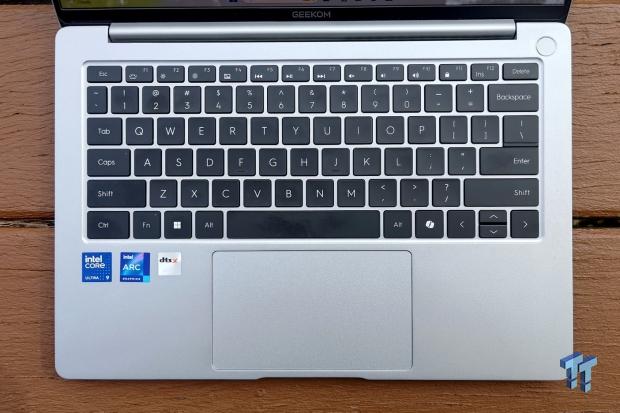 GEEKOM GeekBook X14 Pro (Intel Core Ultra Series 1) Laptop Review 4