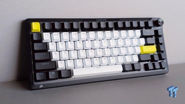 Corsair MAKR PRO 75 Hall Effect DIY Keyboard Review - Pre-Built and Ready for Action 5