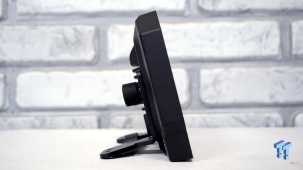 MOZA CM2 HD Racing Dashboard Display Review 13