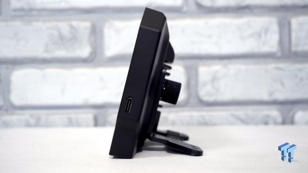 MOZA CM2 HD Racing Dashboard Display Review 14
