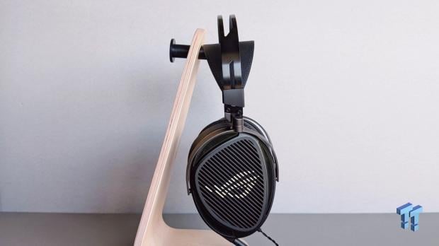 ASUS ROG Kithara Gaming Headset Review - Audiophile Sound for PC Gamers 7