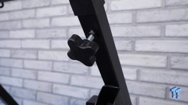 Nitro Concepts C-Racer Sim Racing Wheel Stand Review 15