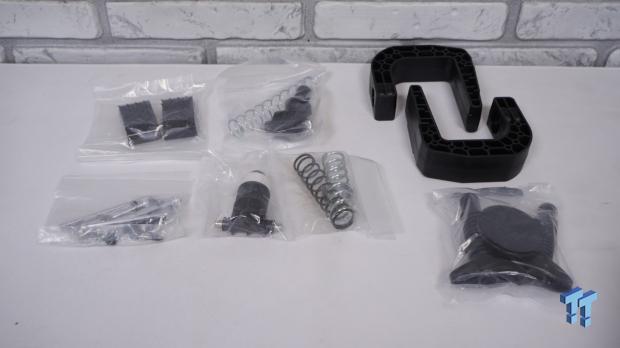 Thrustmaster T598 Direct Axial Drive Force Feedback Racing Wheel Bundle Review 10