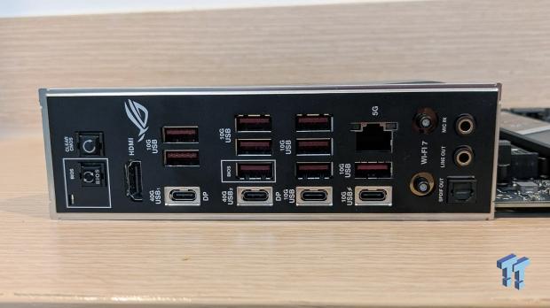 ASUS ROG Strix X870E-E Gaming WiFi7 NEO - A Crosshair by any other name 12