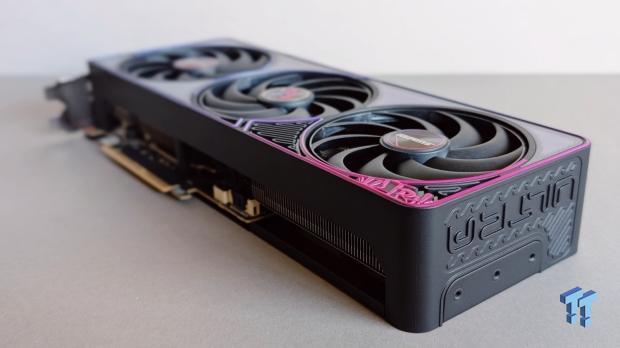 COLORFUL iGame GeForce RTX 5070 Ultra OC Review - When Style and