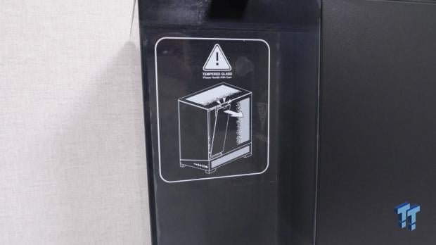 GAMDIAS Atlas P6 CG Dual Chamber Mid-Tower Chassis Review 13