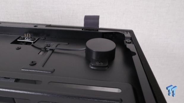 GAMDIAS Atlas P6 CG Dual Chamber Mid-Tower Chassis Review 19