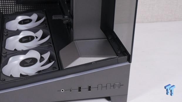 GAMDIAS Atlas P6 CG Dual Chamber Mid-Tower Chassis Review 33