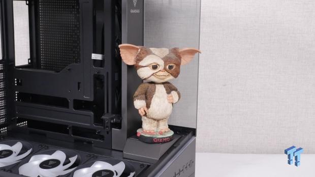 GAMDIAS Atlas P6 CG Dual Chamber Mid-Tower Chassis Review 42
