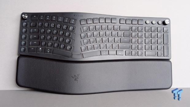 Razer Pro Type Ergo Wireless Split Ergonomic Keyboard Review - Built for Comfort and Support 4