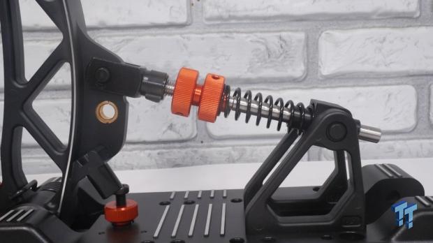 Asetek Forte S-Series Racing Simulator Bundle Review 38