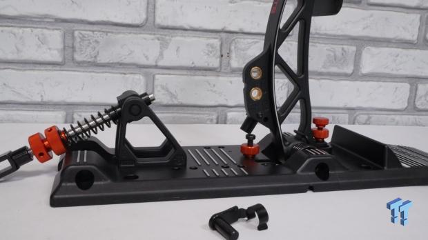 Asetek Forte S-Series Racing Simulator Bundle Review 41