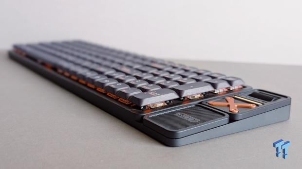 IQUNIX Magi96 Pro Aluminum Low Profile Mechanical Keyboard Review - Premium Build, Satisfying Sound 10