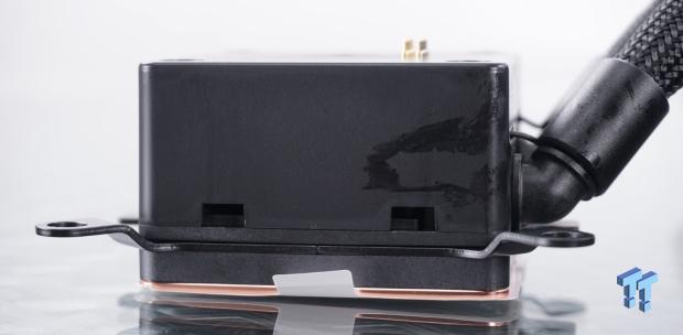 Lian Li HYDROSHIFT II 360P OLED Curved Liquid CPU Cooler Review 10