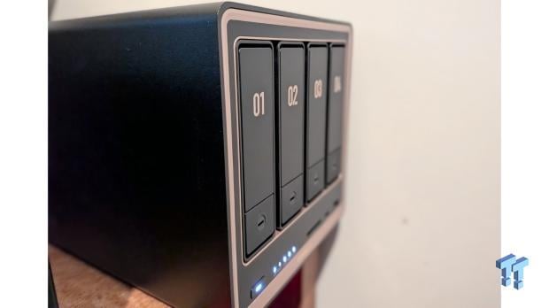UGREEN NASync DXP4800 GT Review: powerful 4-bay NAS with AMD Ryzen and dual 10GbE ports 17