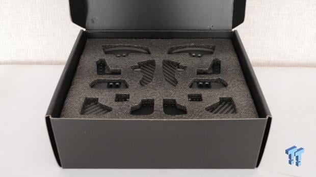 Simagic Zeus Formula Steering Wheel Review: premium build and advanced inputs for F1 racing 46