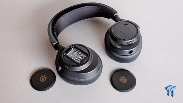 SteelSeries Arctis Nova Pro Omni Wireless Headset Review - One Headset to Rule Them All 11