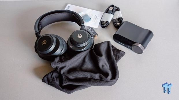 SteelSeries Arctis Nova Pro Omni Wireless Headset Review - One Headset to Rule Them All 3
