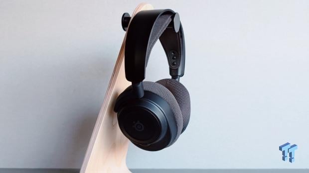 SteelSeries Arctis Nova 7 Wireless Gen 2 Headset Review - New and Improved, But Is It Enough? 12