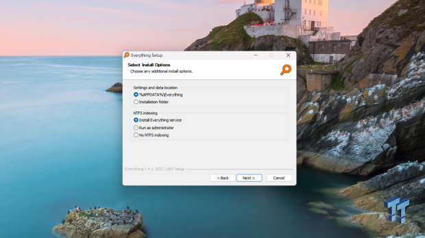 I use this decade-old free tool that finds files faster than Windows Search does 02