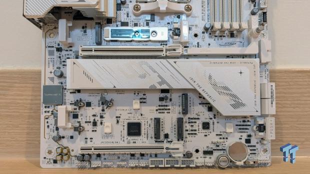 ASUS ROG Strix X870E-A Gaming WiFI7 Neo Review - A New Enticing Option 08