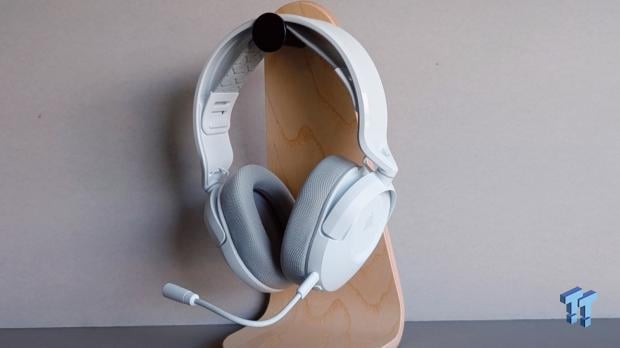 Corsair HS35 v3 Wireless Gaming Headset Review - An Affordable Winner 9