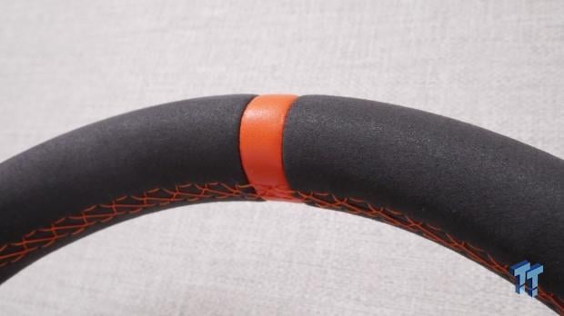 Simagic Zeus Sport Steering Wheel Review 13