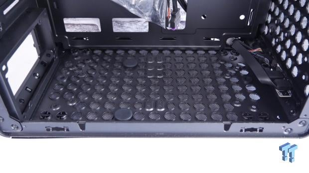 Cooler Master V300L V3 mATX Chassis Review 18