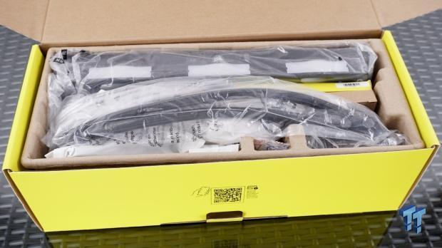 Corsair iCUE LINK Titan II 360 RX LCD Liquid CPU Cooler Review 08