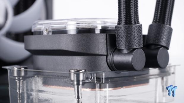 Corsair iCUE LINK Titan II 360 RX LCD Liquid CPU Cooler Review 10