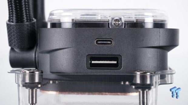 Corsair iCUE LINK Titan II 360 RX LCD Liquid CPU Cooler Review 11