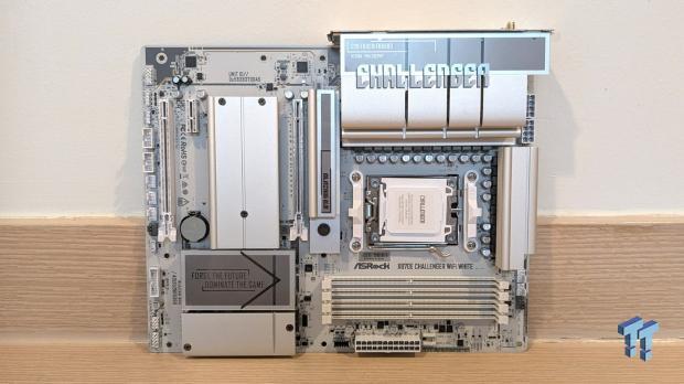 ASRock X870E Challenger Wi-Fi White Review - X870E with a B850 price 05