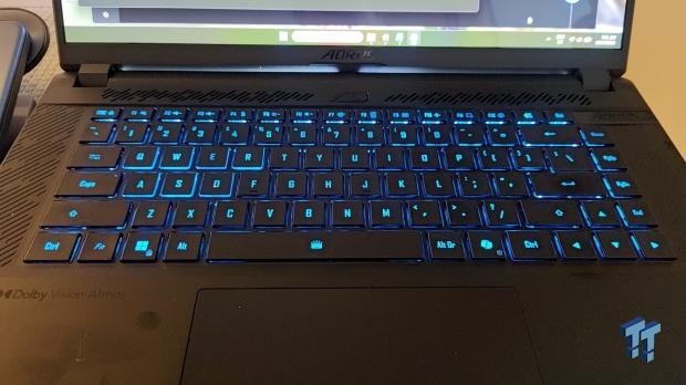 GIGABYTE AORUS Master 16 Gen 2 AM6J (Fire Range) 16 Gaming Laptop Review 12