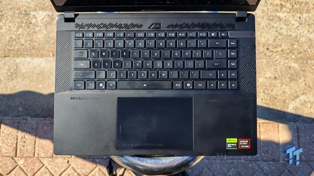 GIGABYTE AORUS Master 16 Gen 2 AM6J (Fire Range) 16 Gaming Laptop Review 5