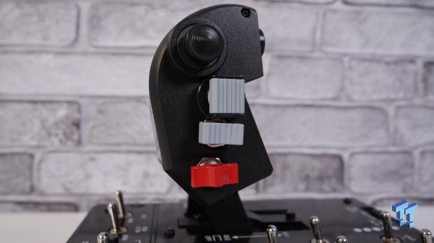 Thrustmaster HOTAS WARTHOG MKII Review 21