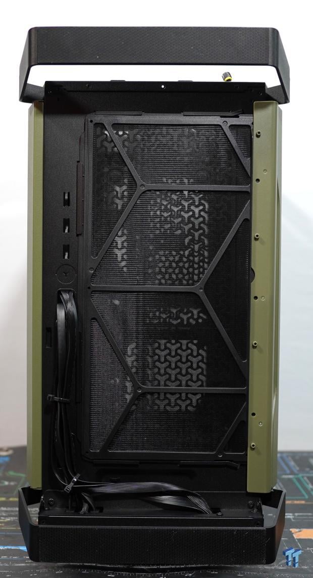Corsair Warthog RS Mid-Tower Chassis Review 10