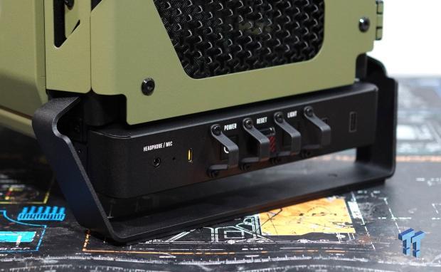 Corsair Warthog RS Mid-Tower Chassis Review 11