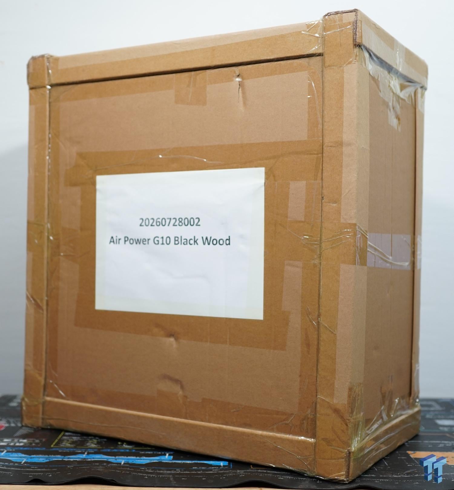 Formula V Line Air Power G10 Mid-Tower Chassis Review