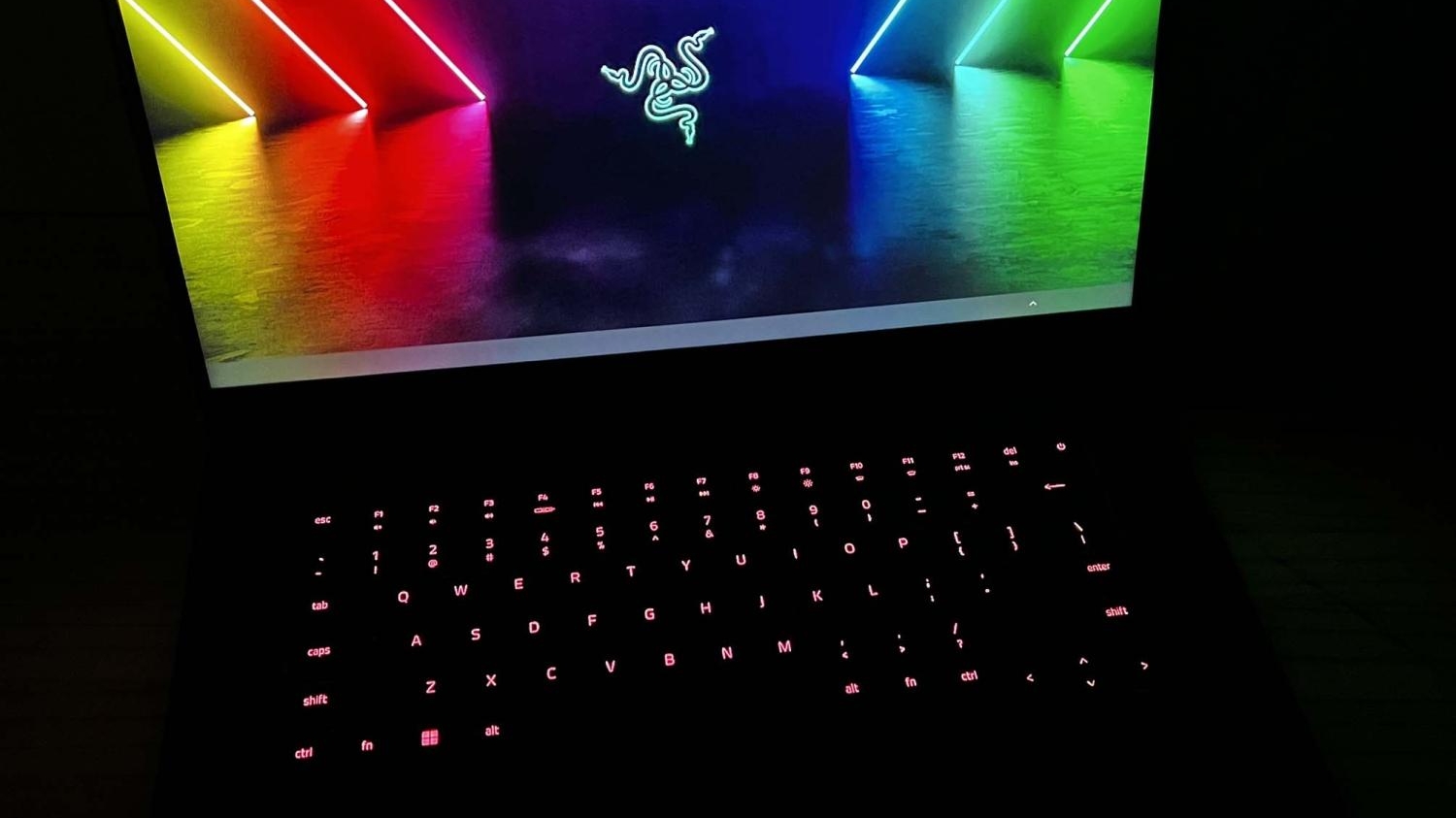 10137_razer-blade-15-advanced-