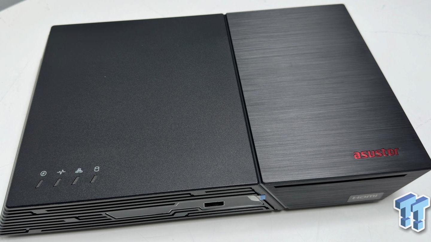 ASUSTOR Flashstor 12 Pro FS6712X All-Flash NAS Review