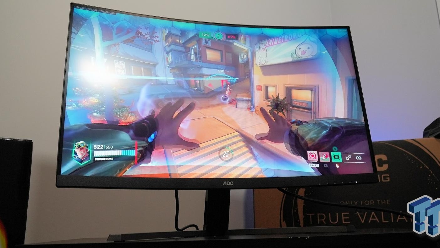 AOC Gaming Gamer Monitor 32″ QHD 180Hz VA 0,5Ms HDMI DisplayPort – Bivolt CQ32G4E