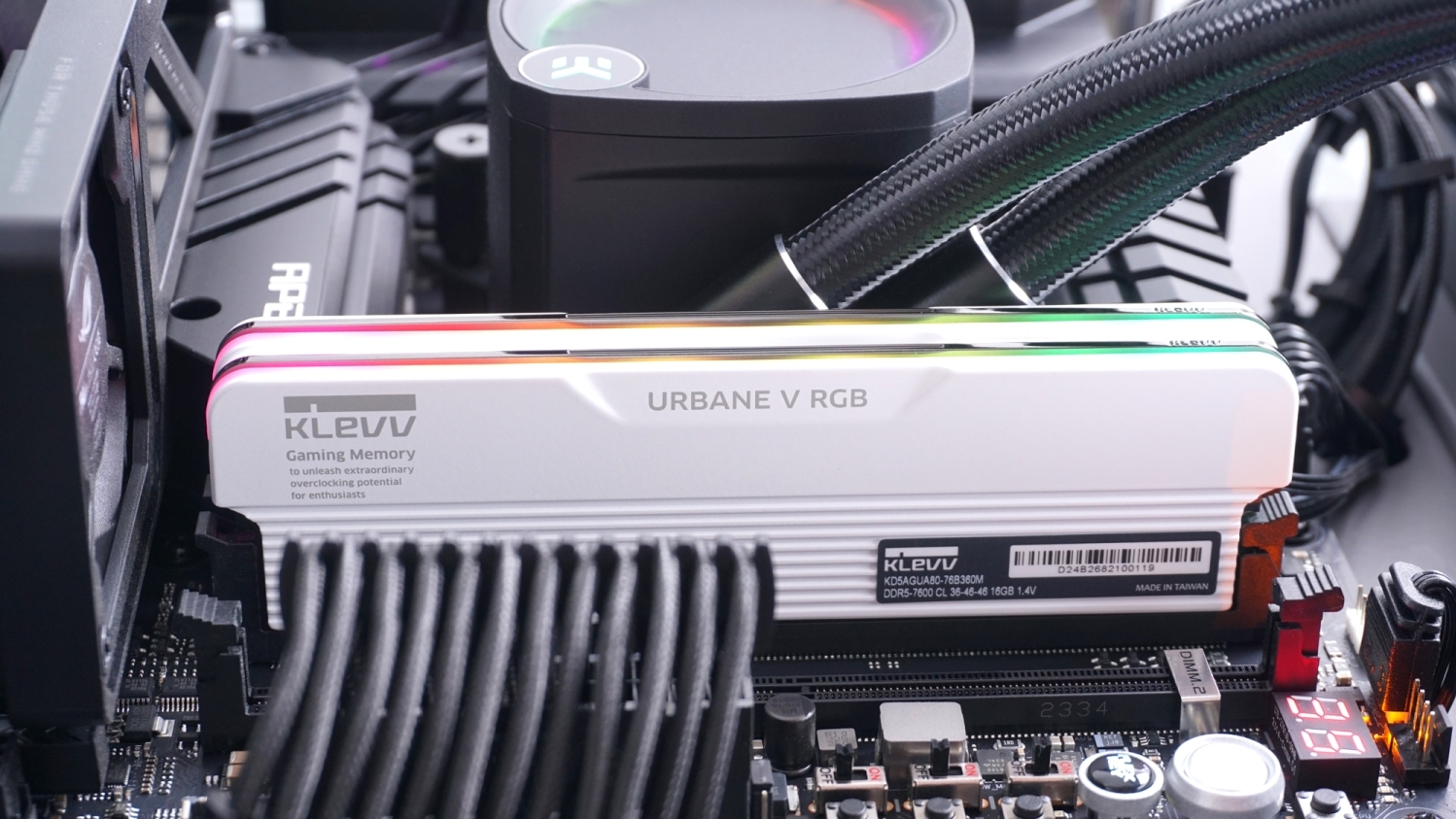 【新品未開封】RGB DDR5 32GB （16GB 2枚）ホワイト KLEVV URBANE V RGB DDR5-7600 32GB Dual-Channel Memory Kit Review